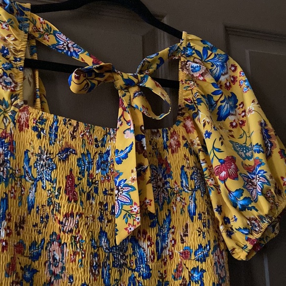 Welove Fashion Floral Wide Leg Jumpsuit/Romper NWT - Picture 4 of 4